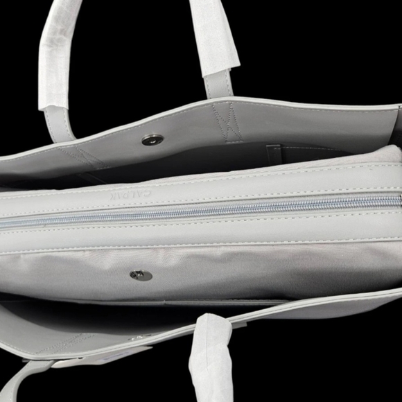 NWT Calpak Haven Removable Laptop Sleeve Laptop Tote Bag In Smoke - Picture 3 of 5